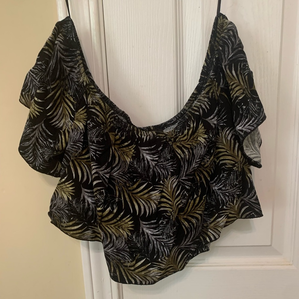 Floral crop top from Forever 21. Size small
